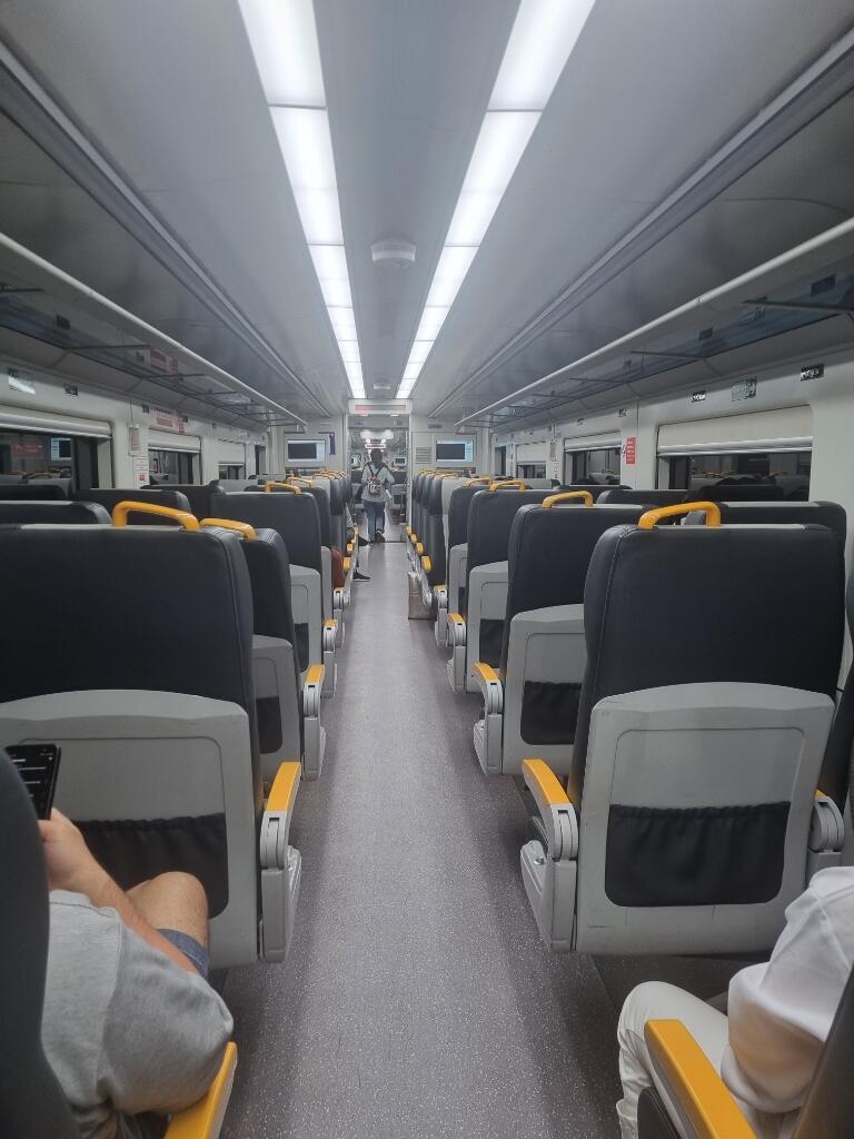 Cara Naik MRT Dari Bandara Soekarno Hatta Ke Jakarta Pusat Bisa Hemat Rp 65 Ribu!!