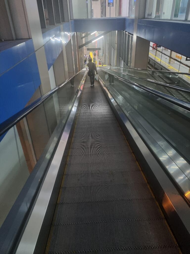 Cara Naik MRT Dari Bandara Soekarno Hatta Ke Jakarta Pusat Bisa Hemat Rp 65 Ribu!!