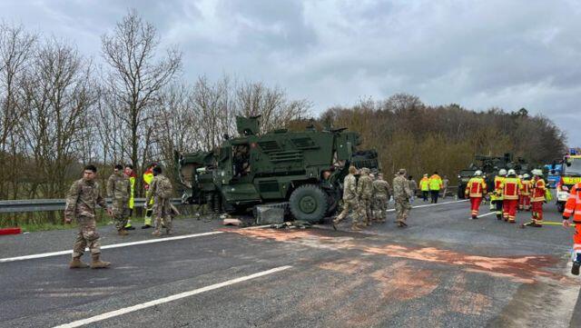 MaxxPro dan M-SHORAD Milik US Army Bertabrakan di Jerman, 7 Personel Luka-Luka