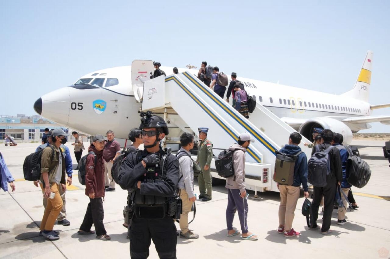 Mission Accomplished: Boeing 737-400 A-7305 TNI AU Selesaikan Evakuasi WNI di Sudan