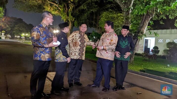 Bukan Ganjar-Prabowo, Jokowi Ceramah Ekonomi ke Ketum Parpol