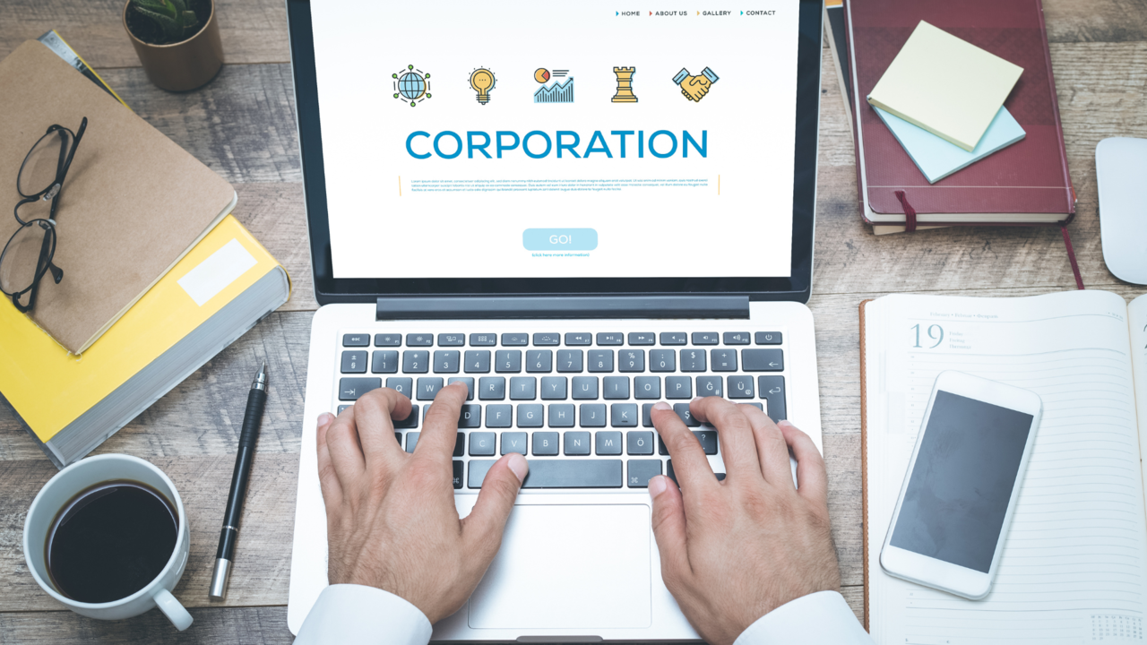 Memaksimalkan Efisiensi Komunikasi Internal dengan Chat GPT pada Bisnis Korporat