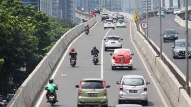 Detik-detik Pengendara Scoopy Tewas Buntut Nekat Lewat JLNT Casablanca

