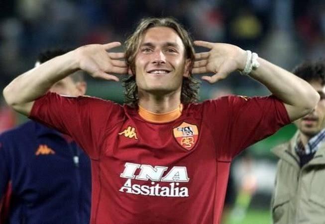 Francesci Totti, Srigala Berbulu &quot;AS Roma&quot;