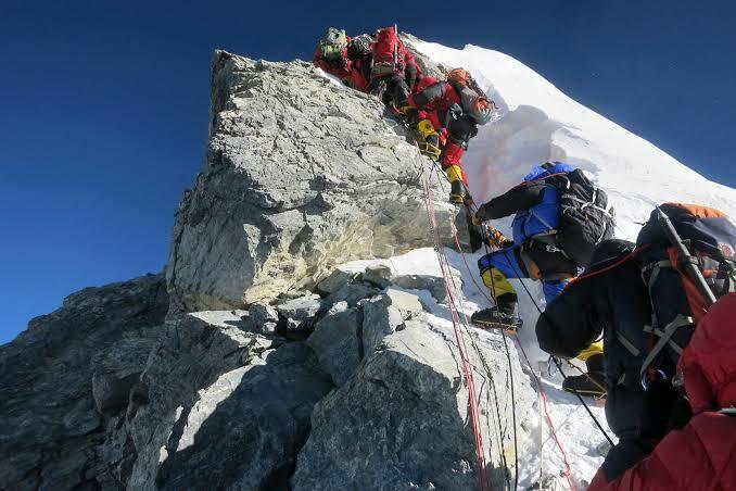 3 Fakta Kelam Pendakian Gunung Everest! Gunung Paling Mematikan di Dunia!