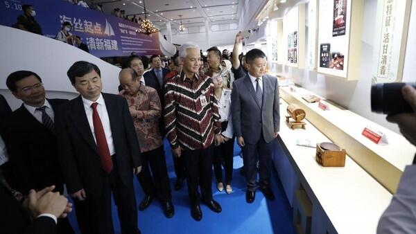 Tingkatkan Kerja Sama Jateng-China, Ganjar: Tenaga Kerja Minimal 10 Ribu