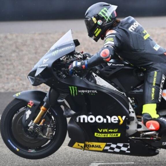Marco Bezzecchi Menangi MotoGP Prancis, Bagnaia dan Vinales Ribut