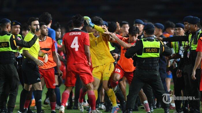 Kiper Thailand Minta Maaf sesuai Pukul Komang Teguh di Final SEA Games 2023