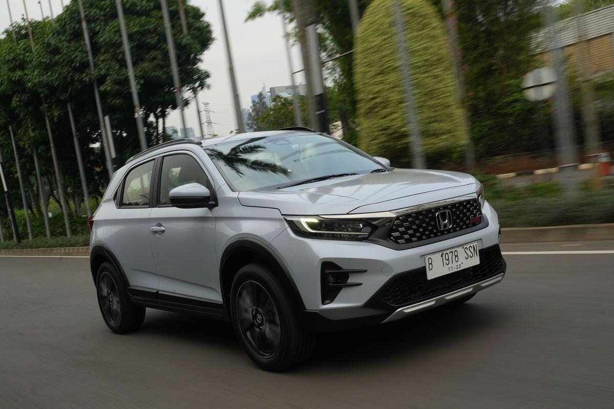 Honda WR-V 6 Speed Manual Diluncurkan dengan Harga Segini Gan...
