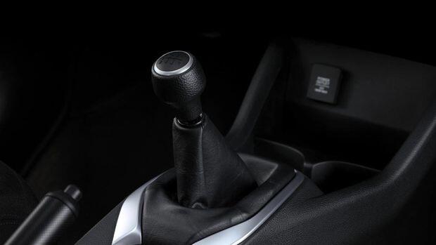 Honda WR-V 6 Speed Manual Diluncurkan dengan Harga Segini Gan...