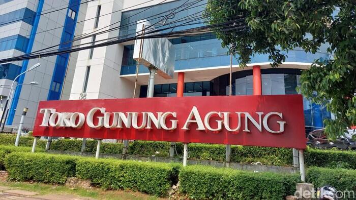 Toko Buku Gunung Agung Tutup