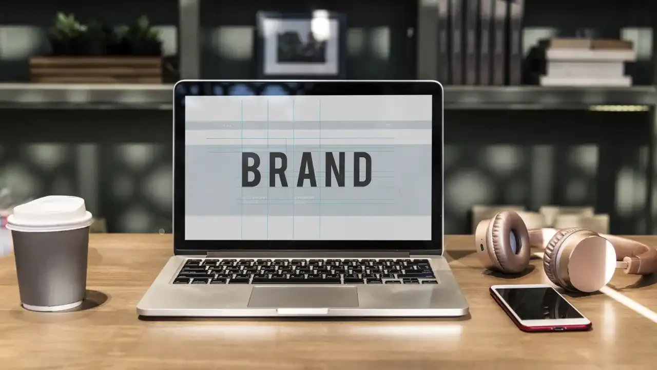 Mengatasi Persaingan di Pasar Produk Digital dengan Teknik Branding