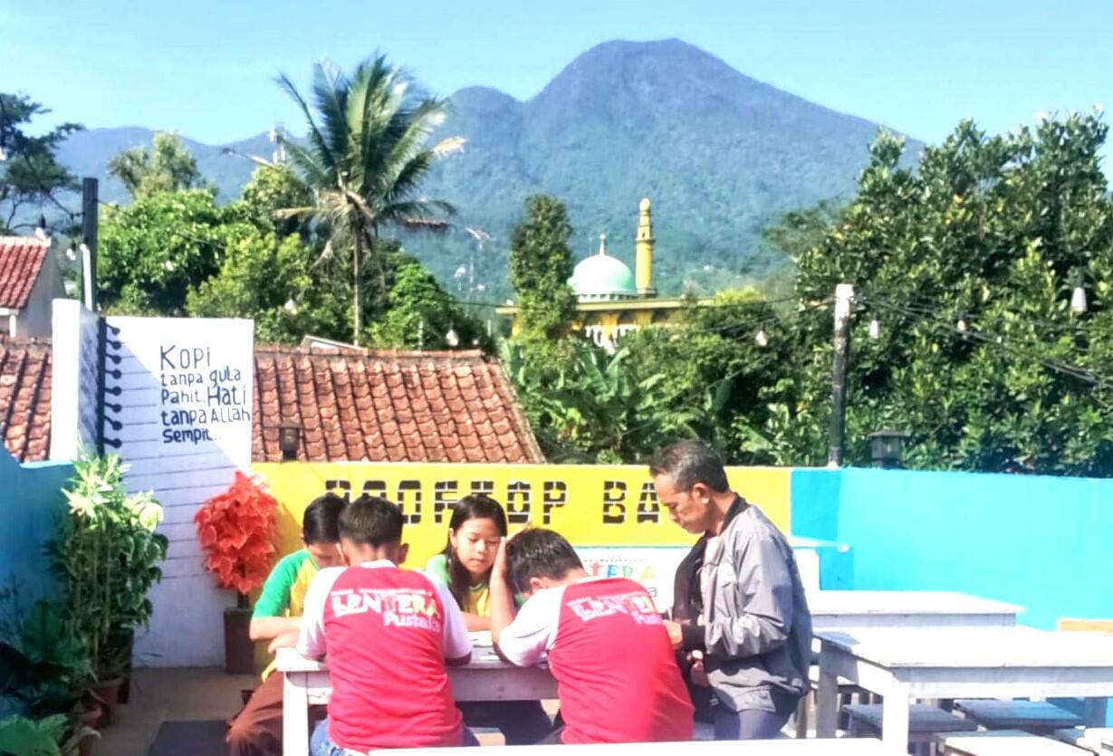 Apatisme Masyarakat, Jadi Sebab Frustrasi Pegiat Literasi dan Taman Bacaan?
