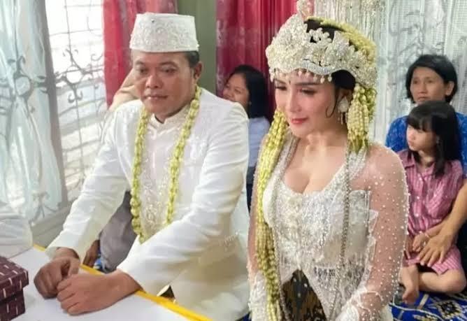 Ada Foto Akad Sule Nikah, Netizen Pada Baper! Malah Dihujat Taunya Kena Prank