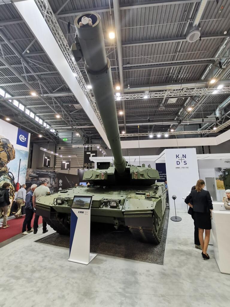 IDET 2023: KMW dari Jerman Perkenalkan Main Battle Tank Leopard 2A8