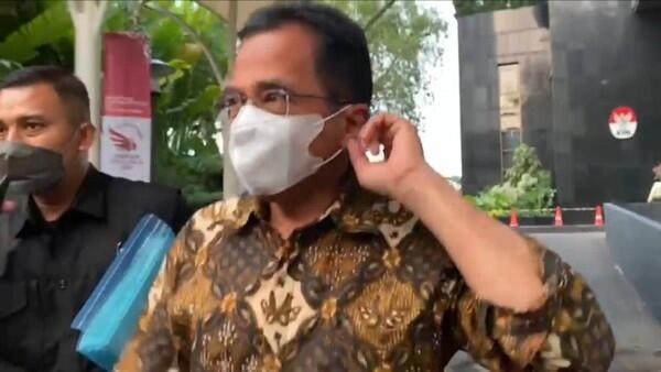 Sekjen DPR Diperiksa di KPK, Terkait Kasus Apa?