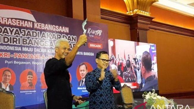 Sandingkan Ganjar dengan Prabu Siliwangi, Bima Arya: Dahsyat Luar Biasa