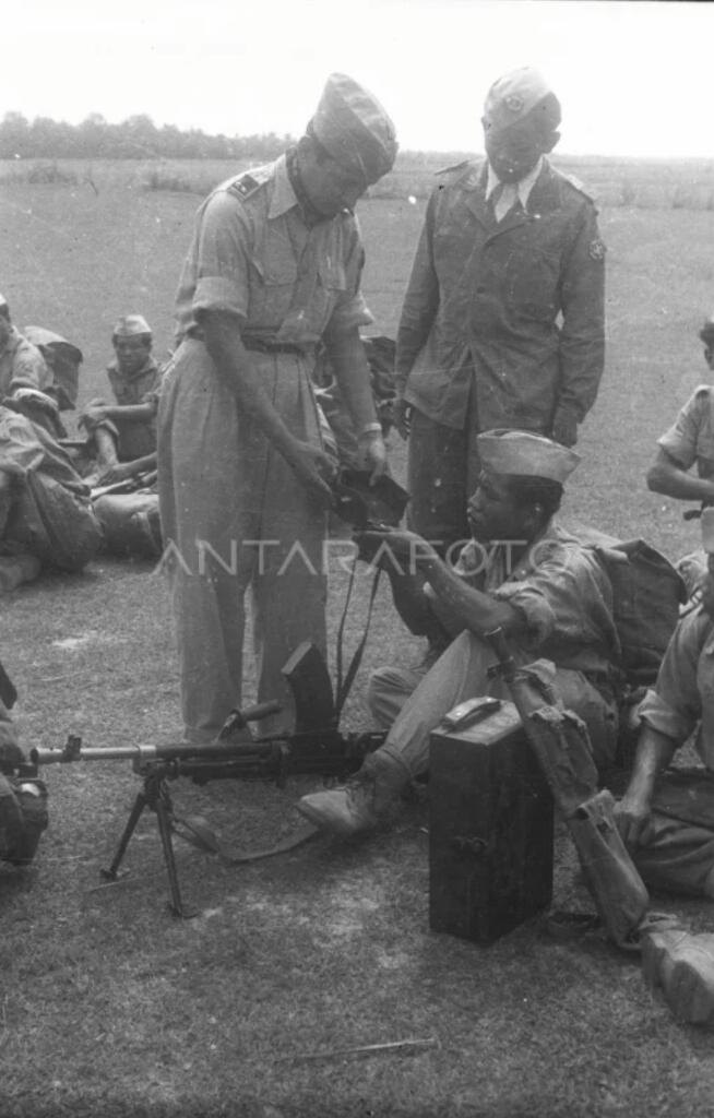 Soeharto Dan Gatot Subroto
