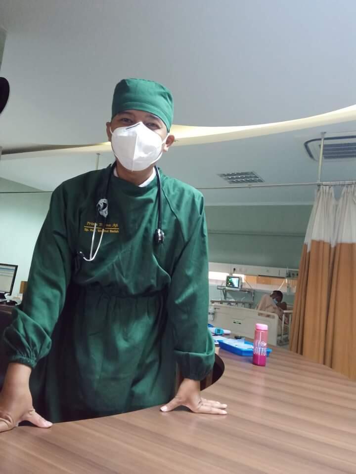 Mengapa Warna Baju Operasi Dokter Spesialis dan Penata Anestesi Selalu Hijau