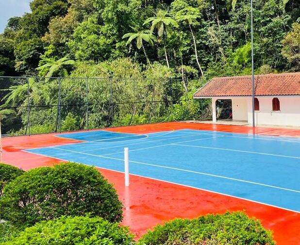 Mengubah Lapangan Futsal Menjadi Tempat Mengagumkan