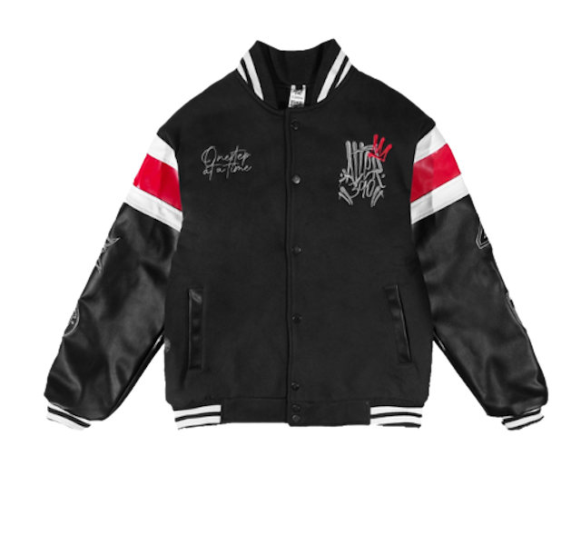 10 Merk Jaket Varsity Terbaik