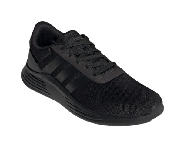 10 Merk Sepatu Sneakers Pria Terbaik
