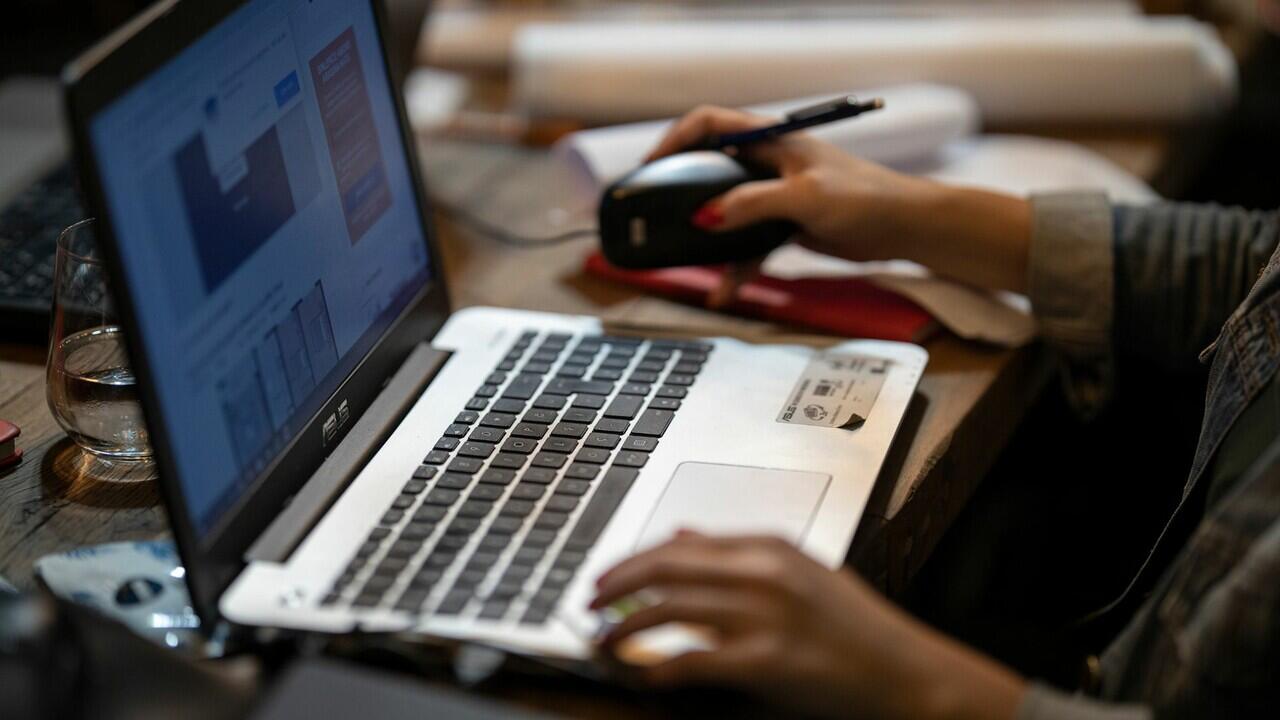 WhatsApp Blast: Cara Cerdas Mencapai Audiens Target dengan Mudah