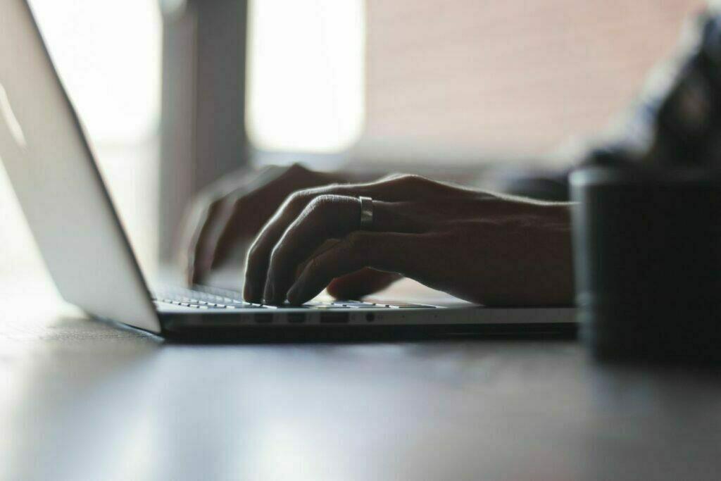 Menjadi Reseller yang Berbeda di Tengah Persaingan
