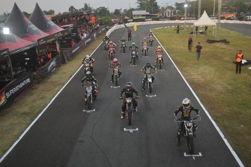 Kejurnas Superadventure Supermoto Race 2023 Makin Panas! 