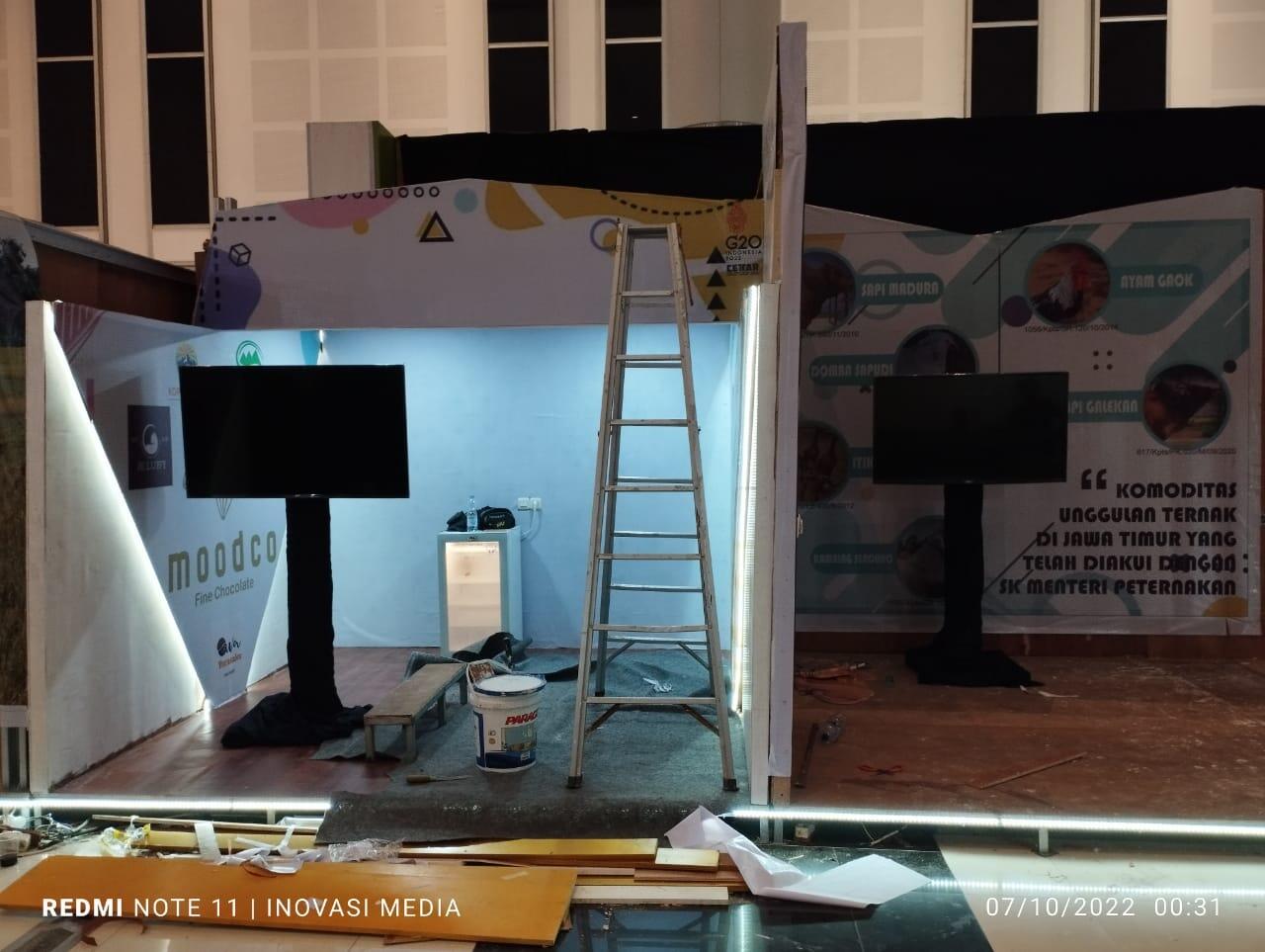 Sewa TV LED Surabaya Partner Event Anda