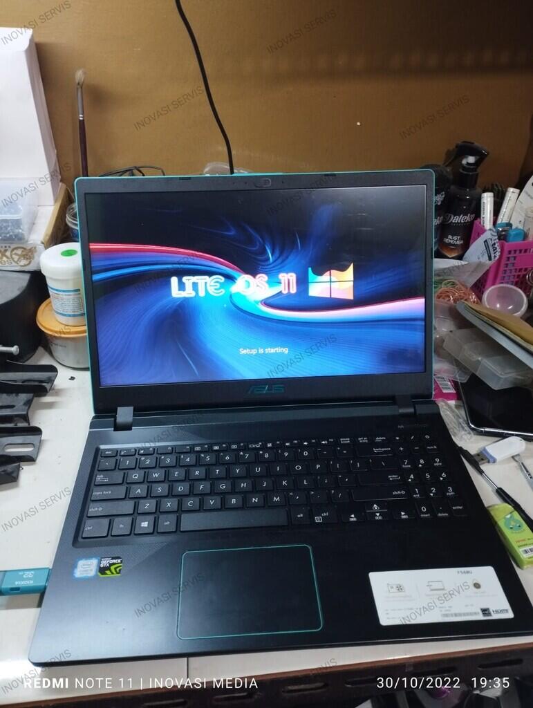 Service Engsel Laptop Surabaya Terbaik Murah Terpercaya