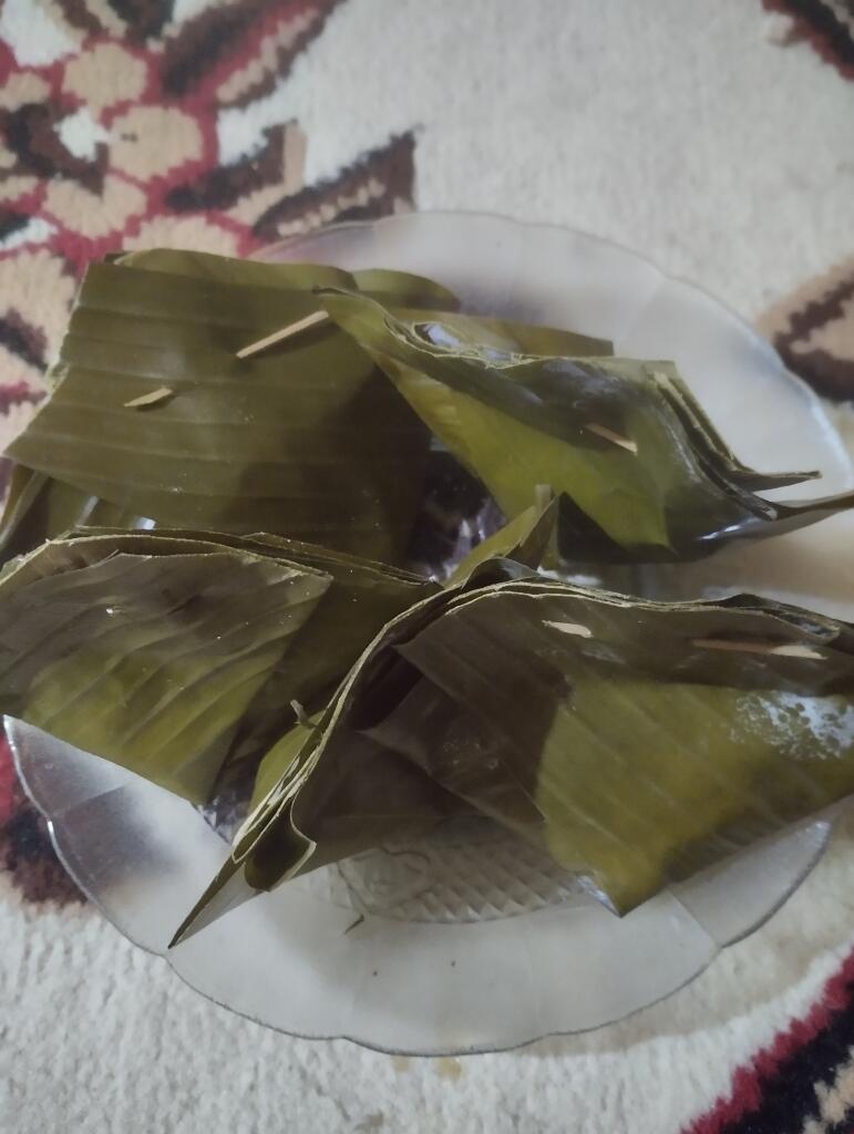 Awug-awug Makanan Tradisional yang dibuat dari Ketan 