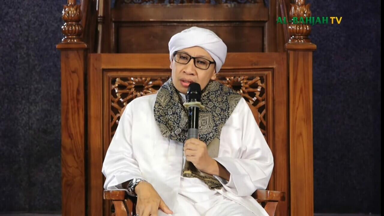 Bolehkah Non Muslim jadi Penerima Daging Kurban? Ini Kata Dua Ulama Kondang Indonesia