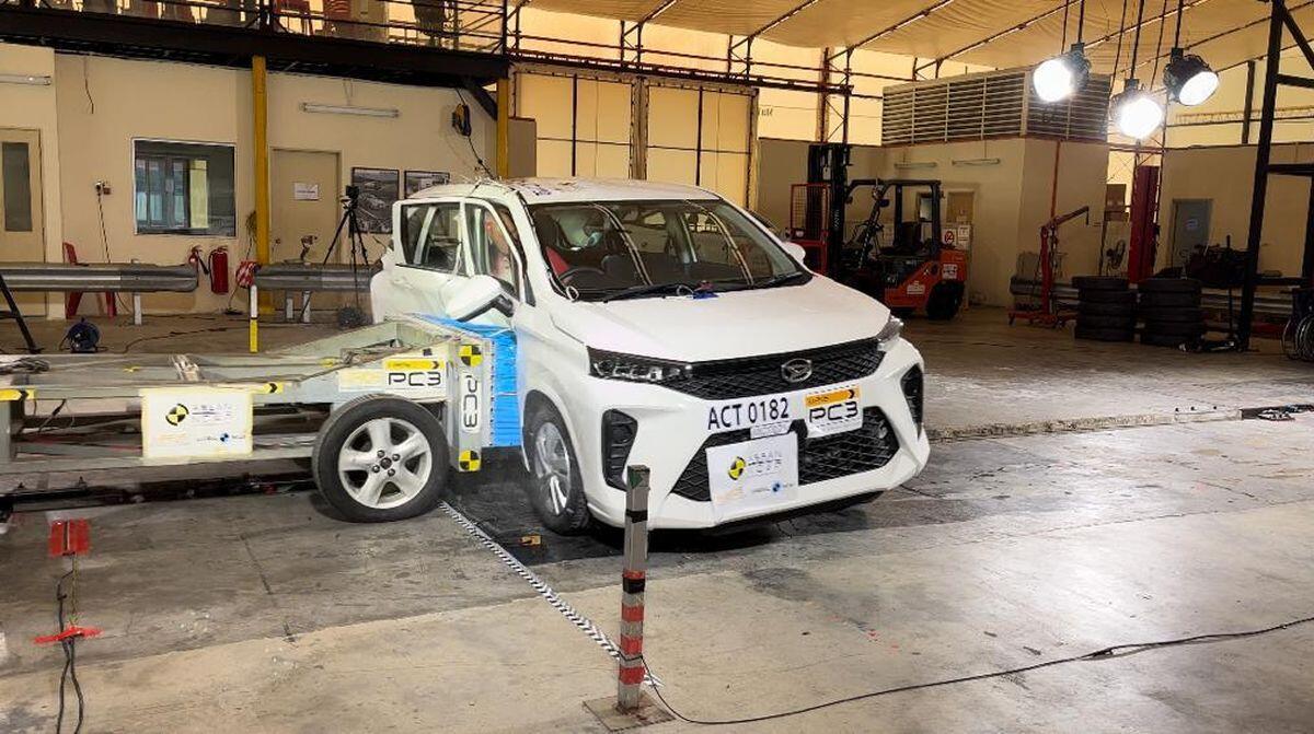 Rating Tes Tabrak Daihatsu Xenia Turun Jadi 3 Bintang