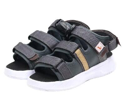 10 Merk Sandal Pria Keren dan Kekinian