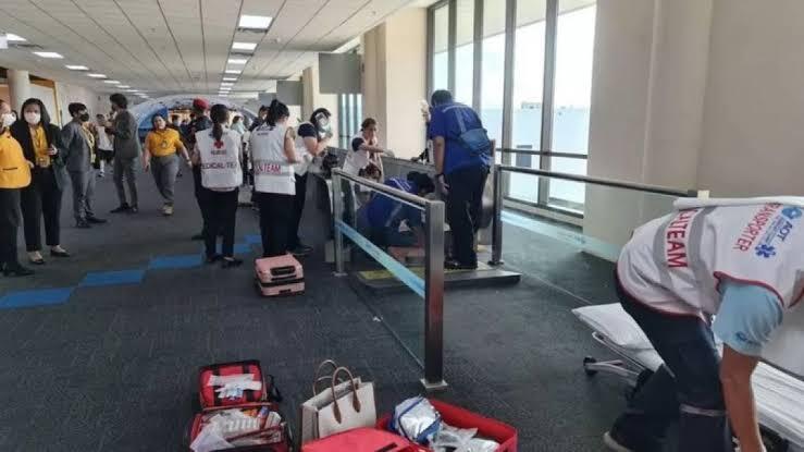 Harap Waspada! Heboh Seorang Wanita Diamputasi karena Terjepit Travelator di Bandara