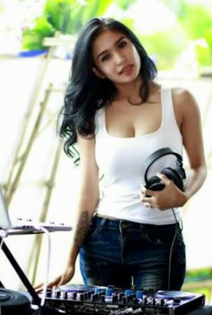 6 Female DJ Cantik Yang Bakal Mengguncang Panggung Dengan Performance Yang Ciamik
