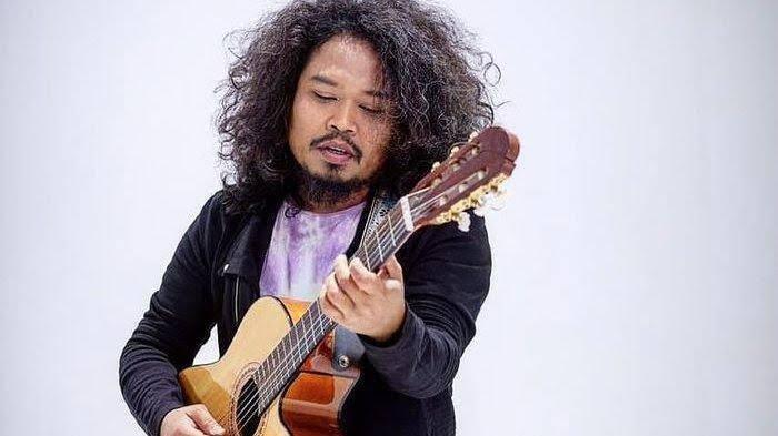 Is Pusakata Sindir Penyanyi Cover Terima Fee 50 Juta Sekali Manggung,Apakah Itu Adil?