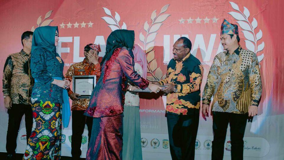 IEG Indonesia Beri Penghargaan "Innovator of the Year in Education 2023"