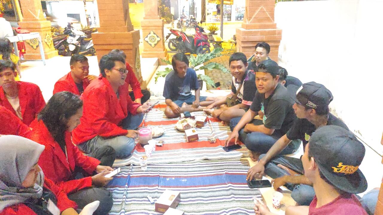 Pelatihan Keuangan UMKM di Desa Wonoploso Mojokerto Oleh Mahasiswa Untag Surabaya
