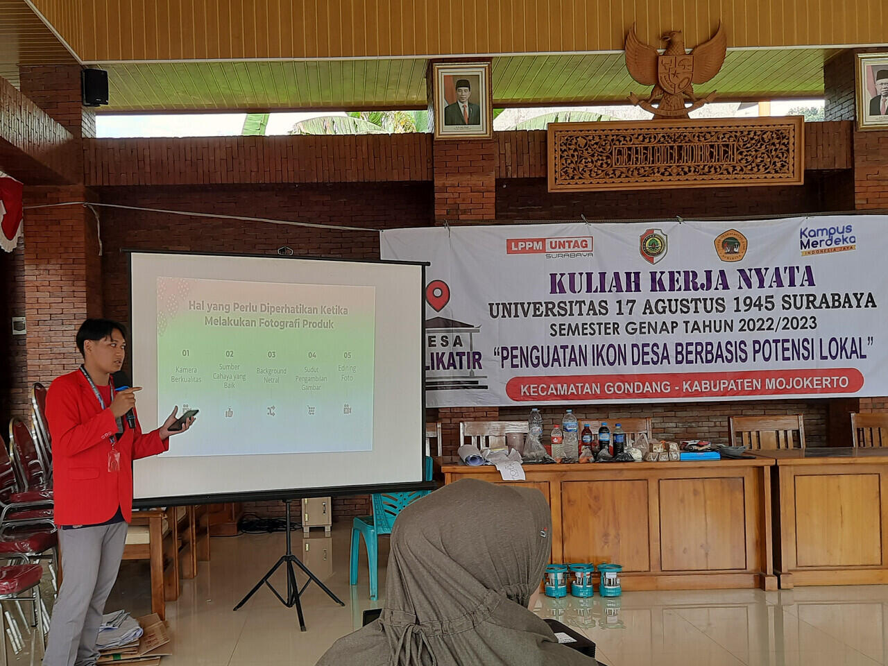 Mahasiswa Untag Surabaya Melakukan Pelatihan dan Promosi Batik Canting