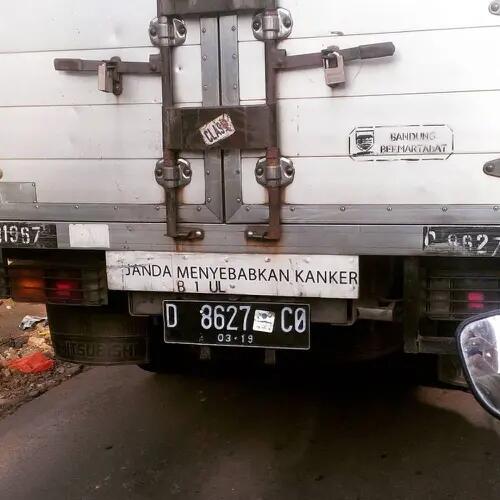 Tidak Semua Supir Truk Tukang Selingkuh, 12 Kata Bijak Menanggapi Fenomena ini!