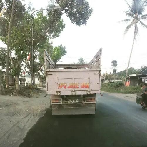 Tidak Semua Supir Truk Tukang Selingkuh, 12 Kata Bijak Menanggapi Fenomena ini!