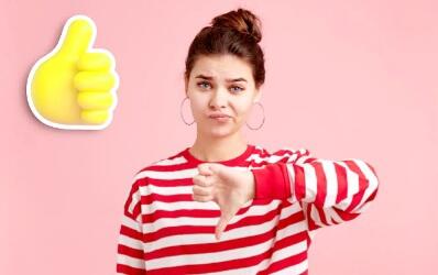 Gara-Gara Chat Diselingi Emoji Jempol Orang Ini Masuk Penjara, Kok Bisa Ya?