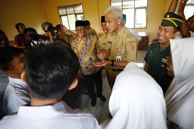 Ganjar Berang, Siswi SMKN di Rembang Ngaku Ditarik Infak Rp 300 Ribu