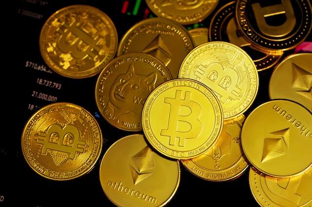 Mau Investasi Deposito Vs Staking Crypto? Yuk Baca Hal Penting Ini Dulu