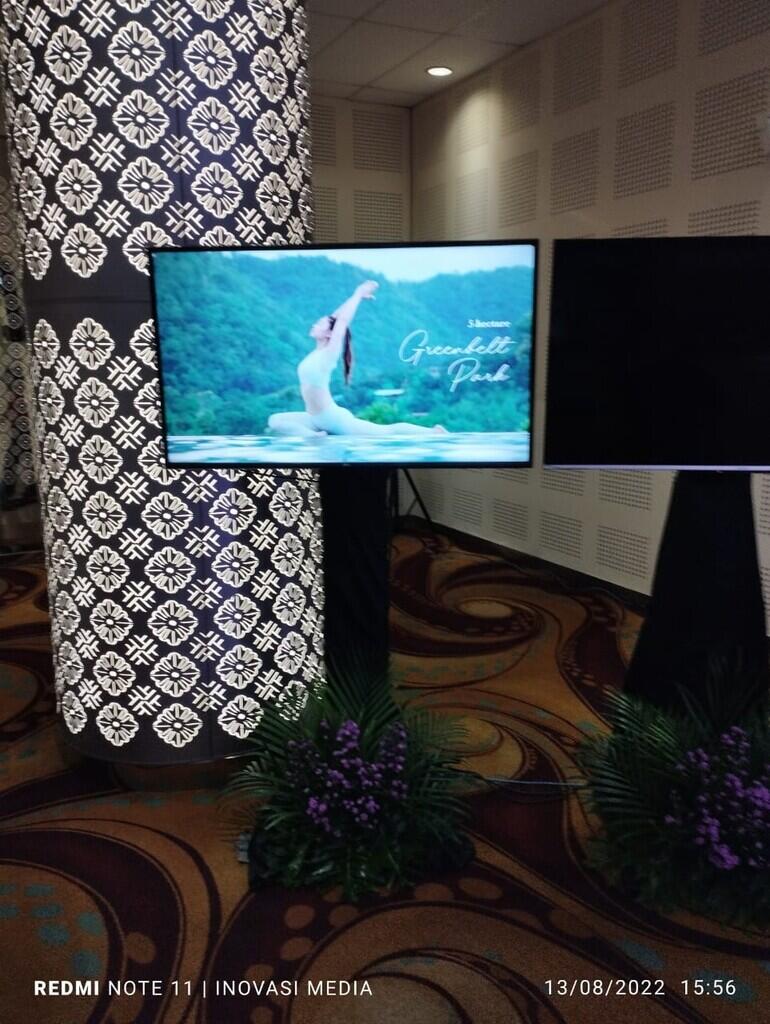 sewa multimedia di Surabaya Spesialis proyektor atau rental Projector, Rental LED TV
