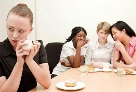 7 Akibat jika Istri Kita Gosip secara Berlebihan, Hampir Tidak Ada Solusi Terbaik
