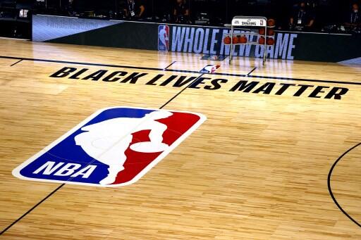 Ternyata Lapangan Basket NBA Pakai Lantai Ini, Biayanya bikin Kaget!