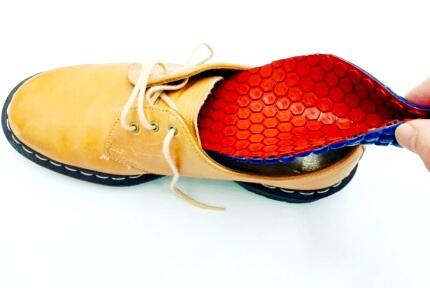 Ajaib Gan, Insol Sepatu Ini Bisa Mendinginkan Dan Menghangatkan Kaki Siapapun!